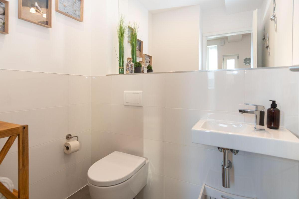 Haus-Wilhelmsplatz-Wohnung-Heimathafen Heiligenhafen Eksteriør billede